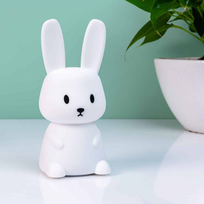 Konijn Nachtlampje – Zacht Kinderlampje met Kleuren & Tikbediening