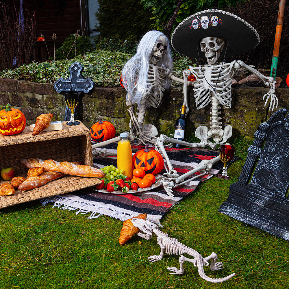 Zwarte kelk met skull claw kopen
