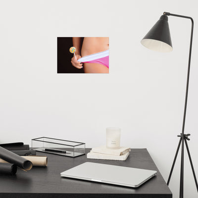 Lolly mit Unterwäsche