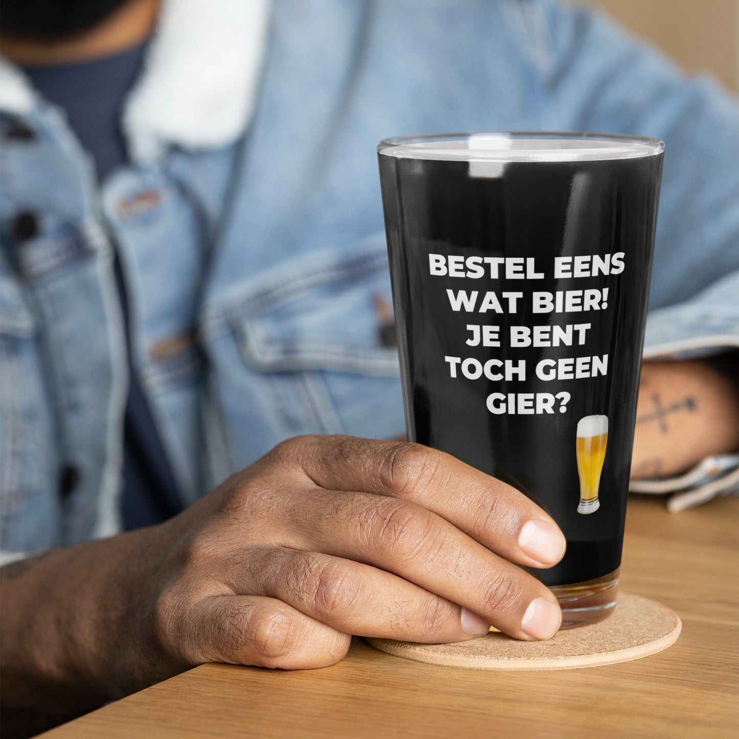 Bestell dir ein Bier! Du bist doch kein Geier, oder? Bierglas