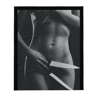 Nackte Frau mit Messern Fleecedecke