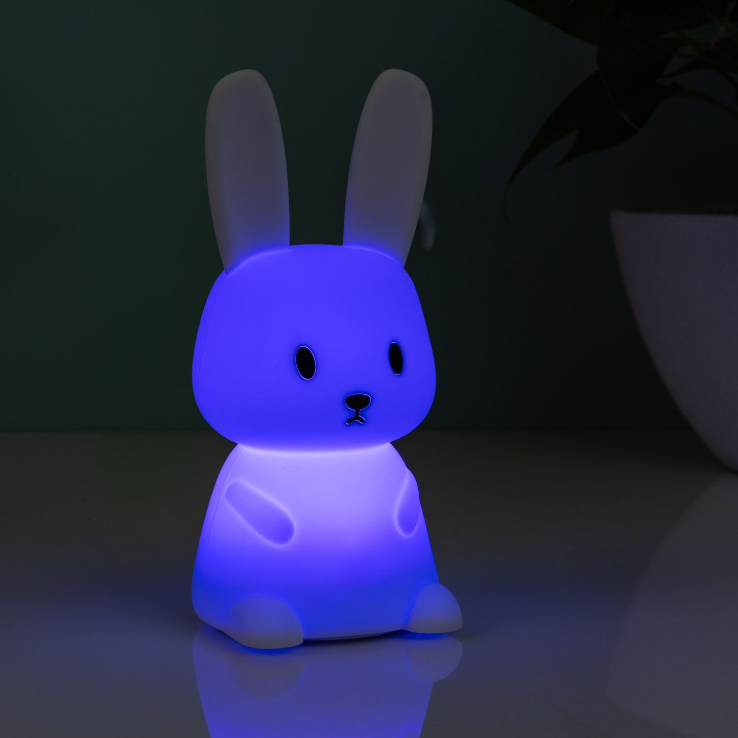 Konijn Nachtlampje – Zacht Kinderlampje met Kleuren & Tikbediening