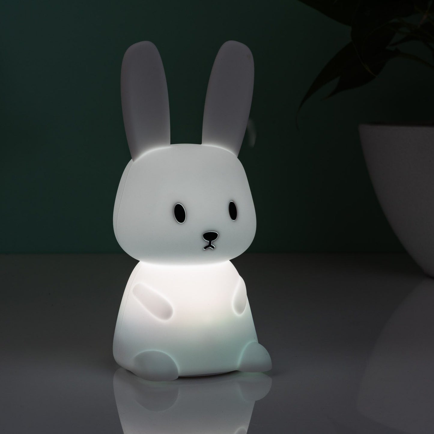 Konijn Nachtlampje – Zacht Kinderlampje met Kleuren & Tikbediening